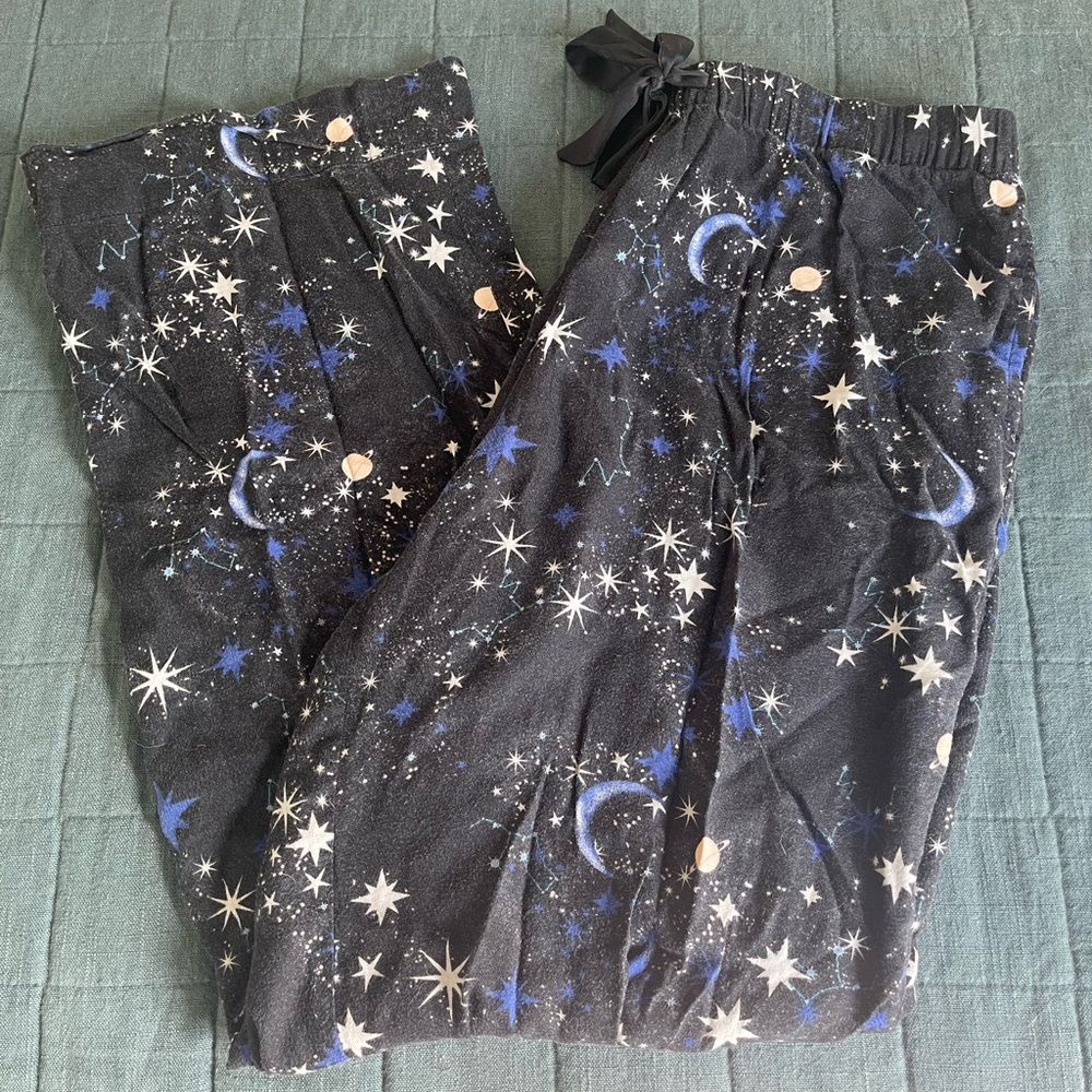 Victorias Secret Pajamas Top & Bottoms